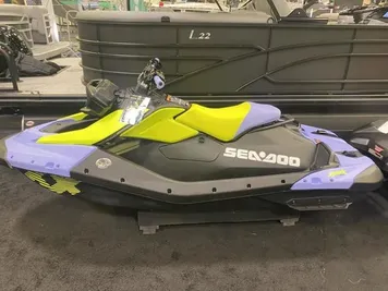 2024 Sea-Doo Waverunner Spark® Trixx™ For 1 Rotax® 900 ACE™ - 90 Ibr