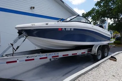 2017 Tahoe 550 TF Outboard