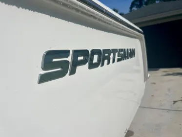 2015 Sportsman 232