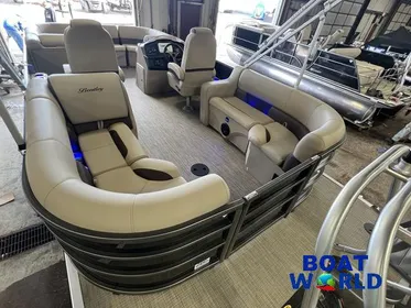 2024 Bentley Pontoons Legacy 200 Navigator Quad Lounge Pontoon & Honda 4