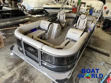 2024 Bentley Pontoons Legacy 200 Navigator Quad Lounge Pontoon & Honda 4