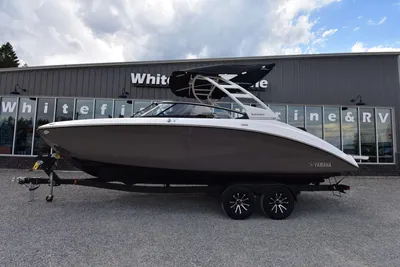 2023 Yamaha Jet Boat 252SD