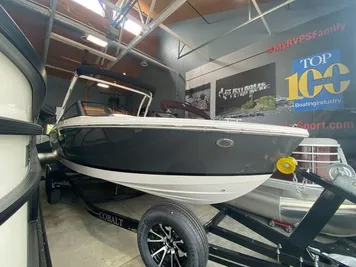 2024 Cobalt CS23 Surf