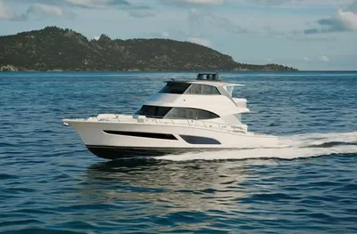 2024 Riviera 58 Sports Motor Yacht