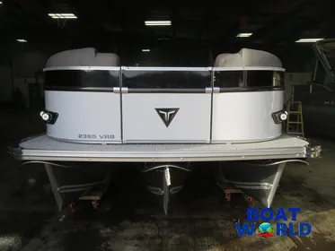 2024 Tahoe Cascade 2385 Swingback (VRB) Tritoon Pontoon & Hon