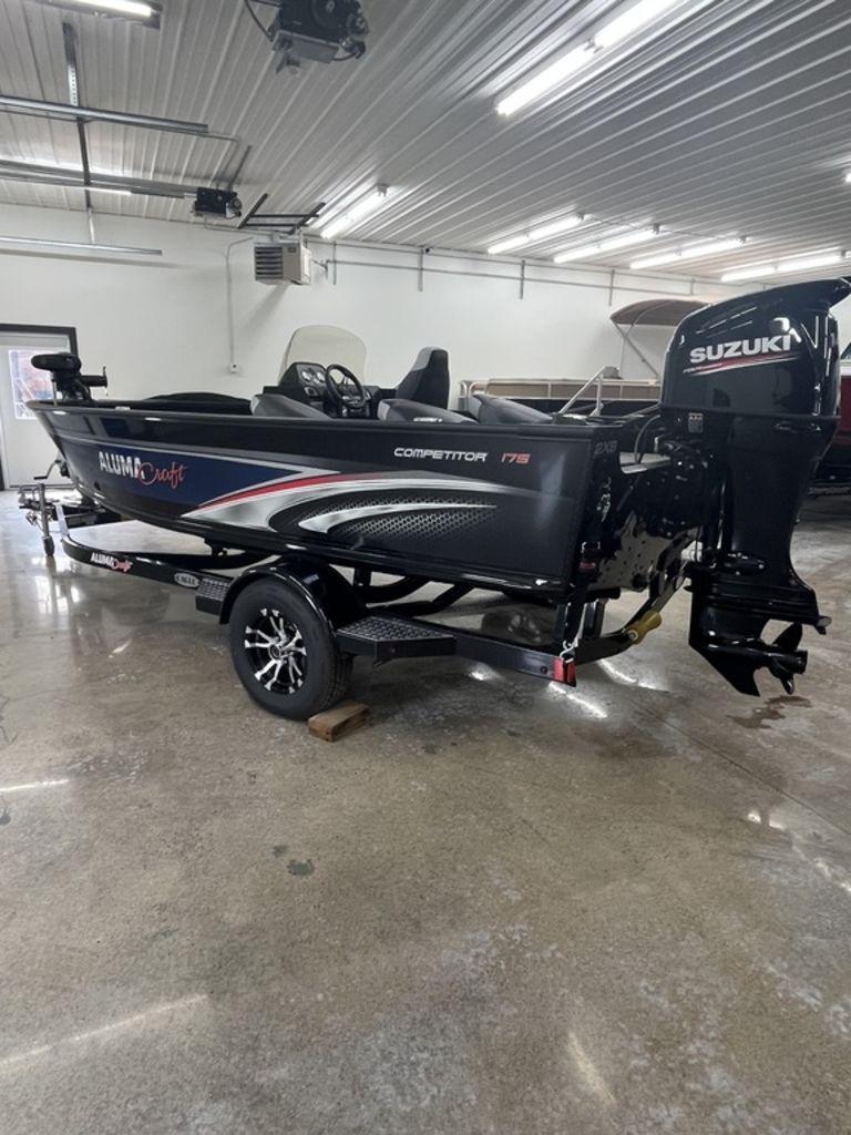 Shop Used 2019 Alumacraft COMPETITOR 175 140HP For Sale In Fargo ...