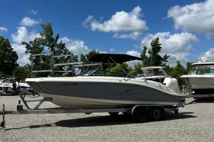 2020 Sea Ray SPX 230 OB