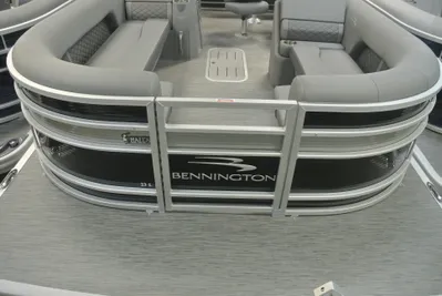 2023 Bennington 23LSB