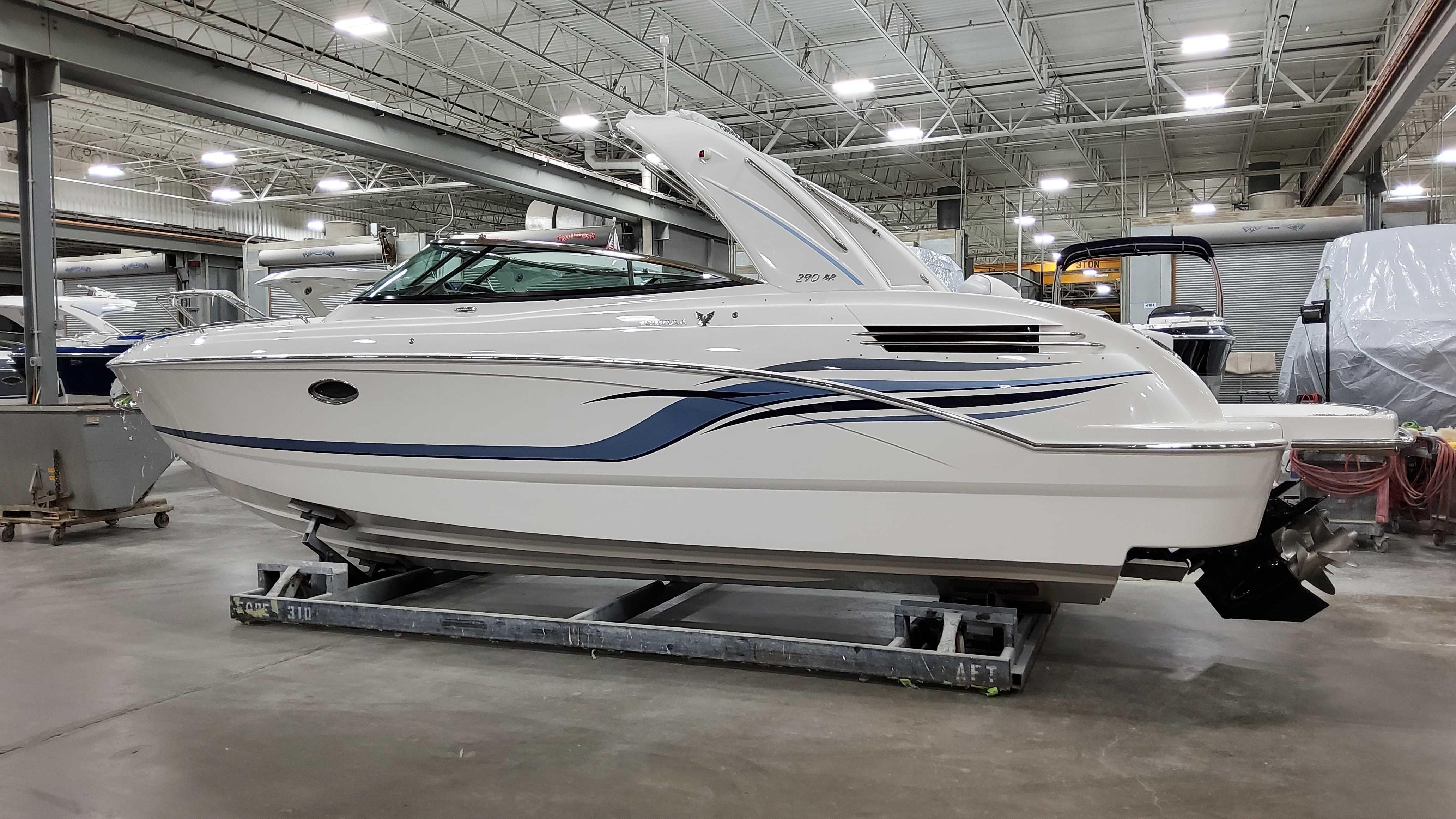 New 2023 Formula 290 Bowrider, 49720 Charlevoix - Boat Trader