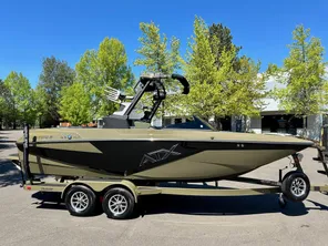 2024 ATX Surf Boats 22 Type-S