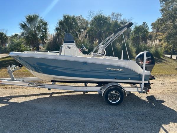 New 2023 Stingray 173CC, 34238 Sarasota - Boat Trader