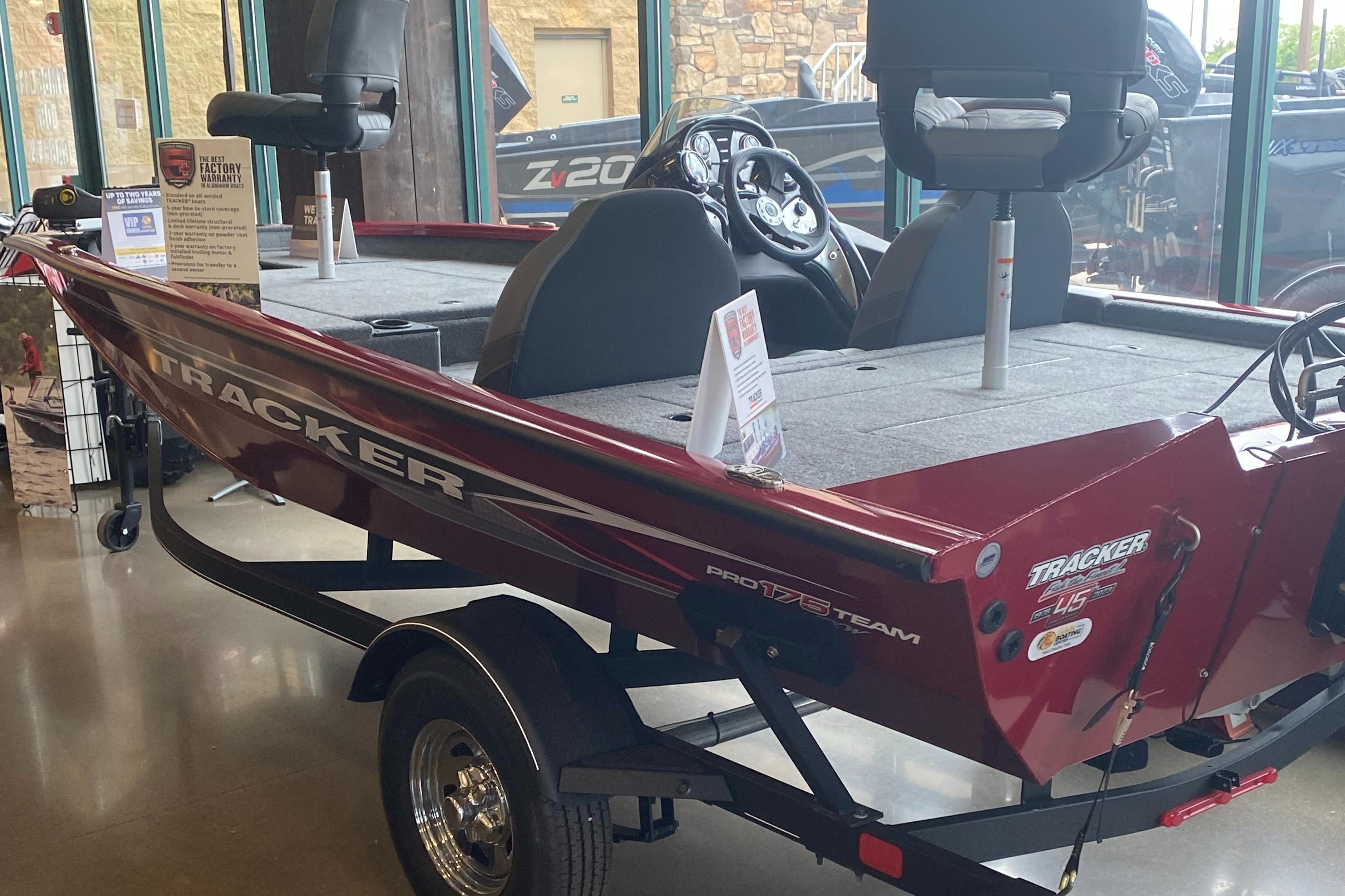 New 2023 Tracker Pro Team 175 Txw 45069 West Chester Boat Trader 7542