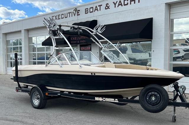 2002 Moomba Outback LS Bowrider