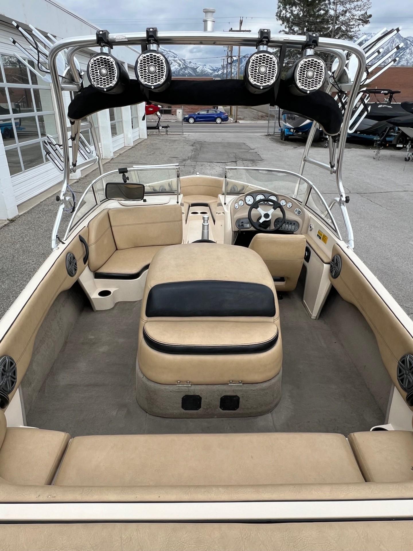 2002 Moomba Outback LS Bowrider