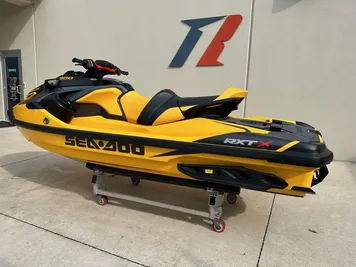 2023 Sea-Doo RXT®-X® 300 Millenium Yellow