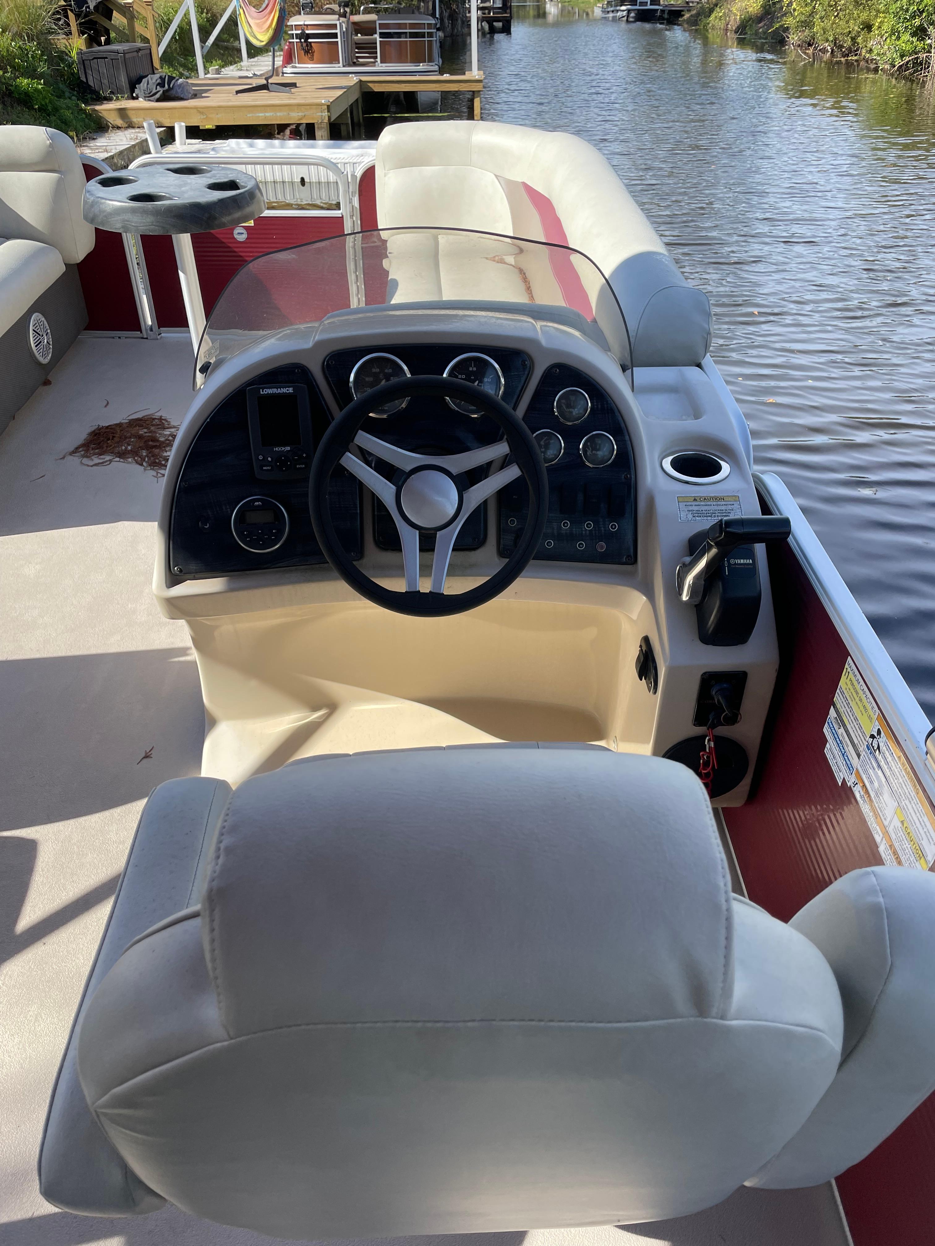 Used 2017 Godfrey SWEETWATER 2086, 34788 Haines Creek - Boat Trader