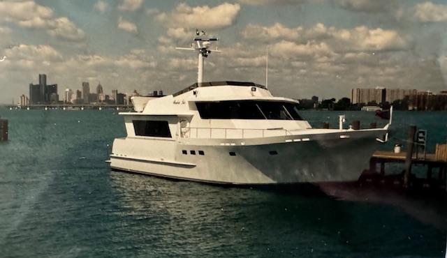 1990 Motor Yacht 70 Brata