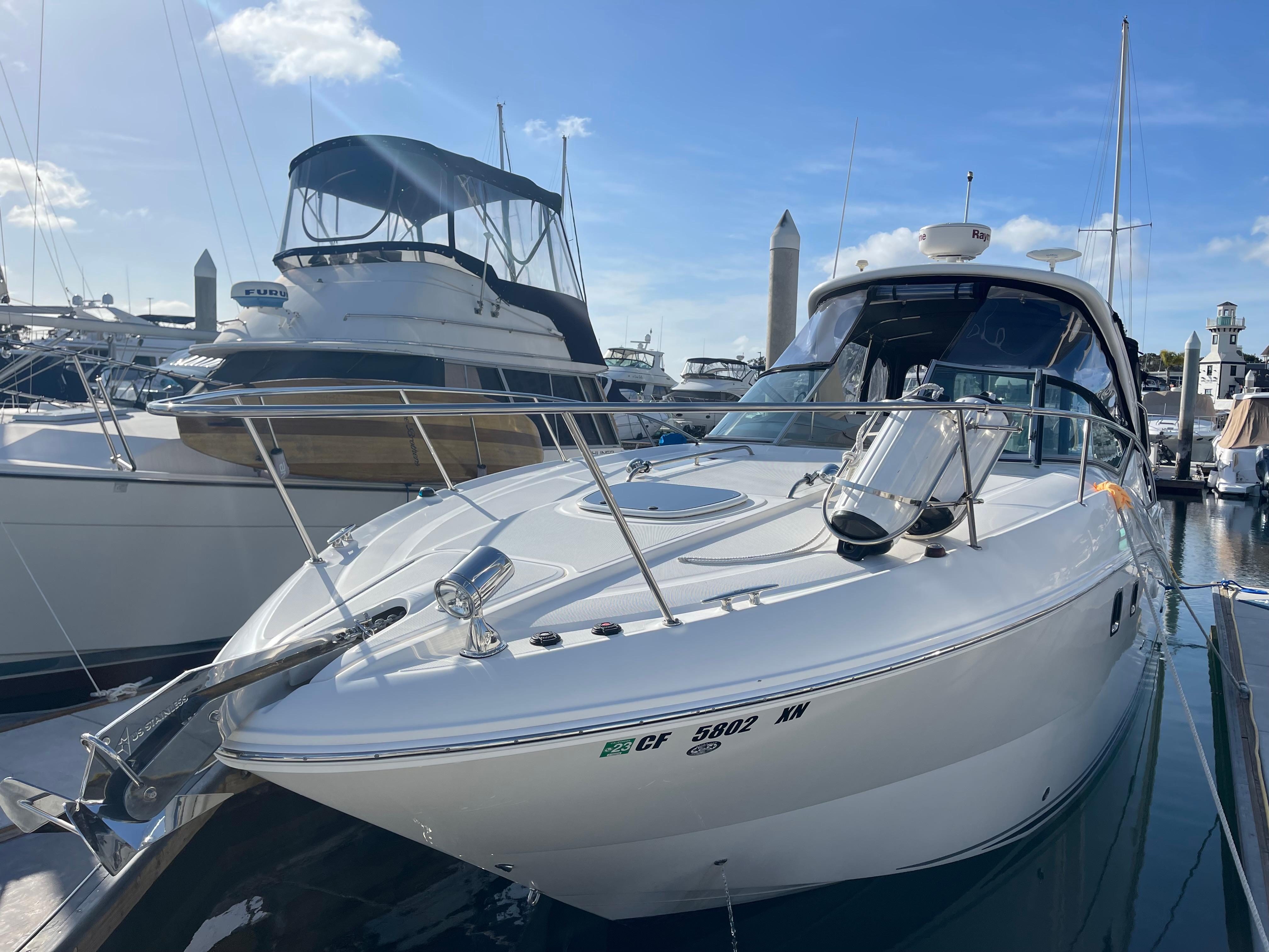 2012 Sea Ray 330 Sundancer