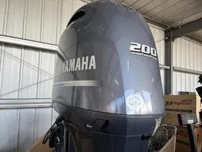 2022 Yamaha Outboards F200