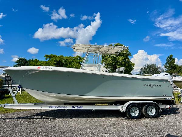 Used 2006 Sailfish 2660 CC, 33331 Fort Lauderdale - Boat Trader