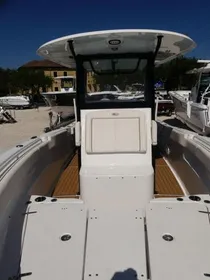 2022 Sea Hunt Ultra 305 SE