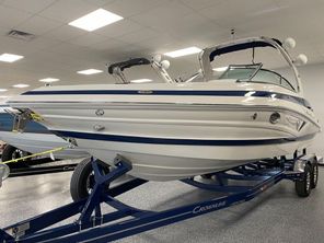 2023 Crownline 280 SS Surf