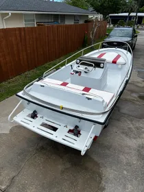 1992 Boston Whaler RAGE JET BOAT