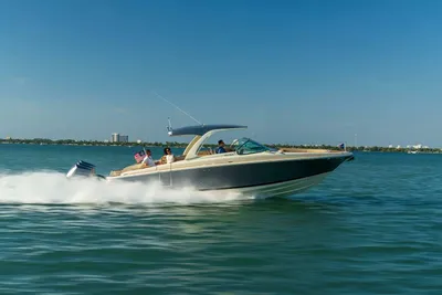 2024 Chris-Craft Launch 35 GT