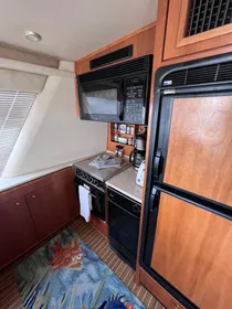 2004 Meridian 490 Pilothouse