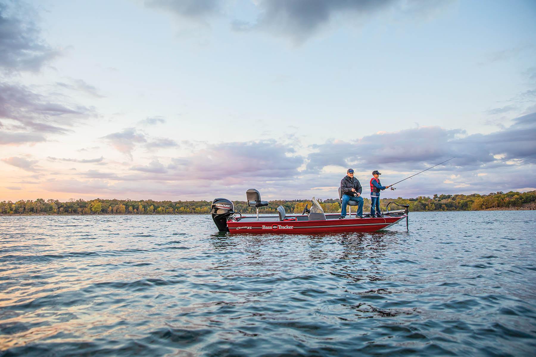 Bass Tracker Classic XL Aluminum Fishing Boat
