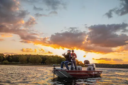 Bass Tracker Classic XL Aluminum Fishing Boat