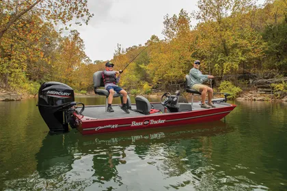 Bass Tracker Classic XL Aluminum Fishing Boat