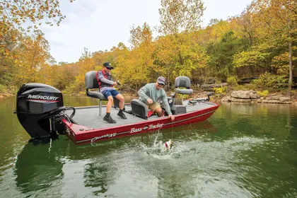 Bass Tracker Classic XL Aluminum Fishing Boat