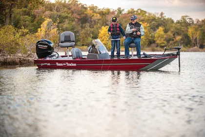 Bass Tracker Classic XL Aluminum Fishing Boat