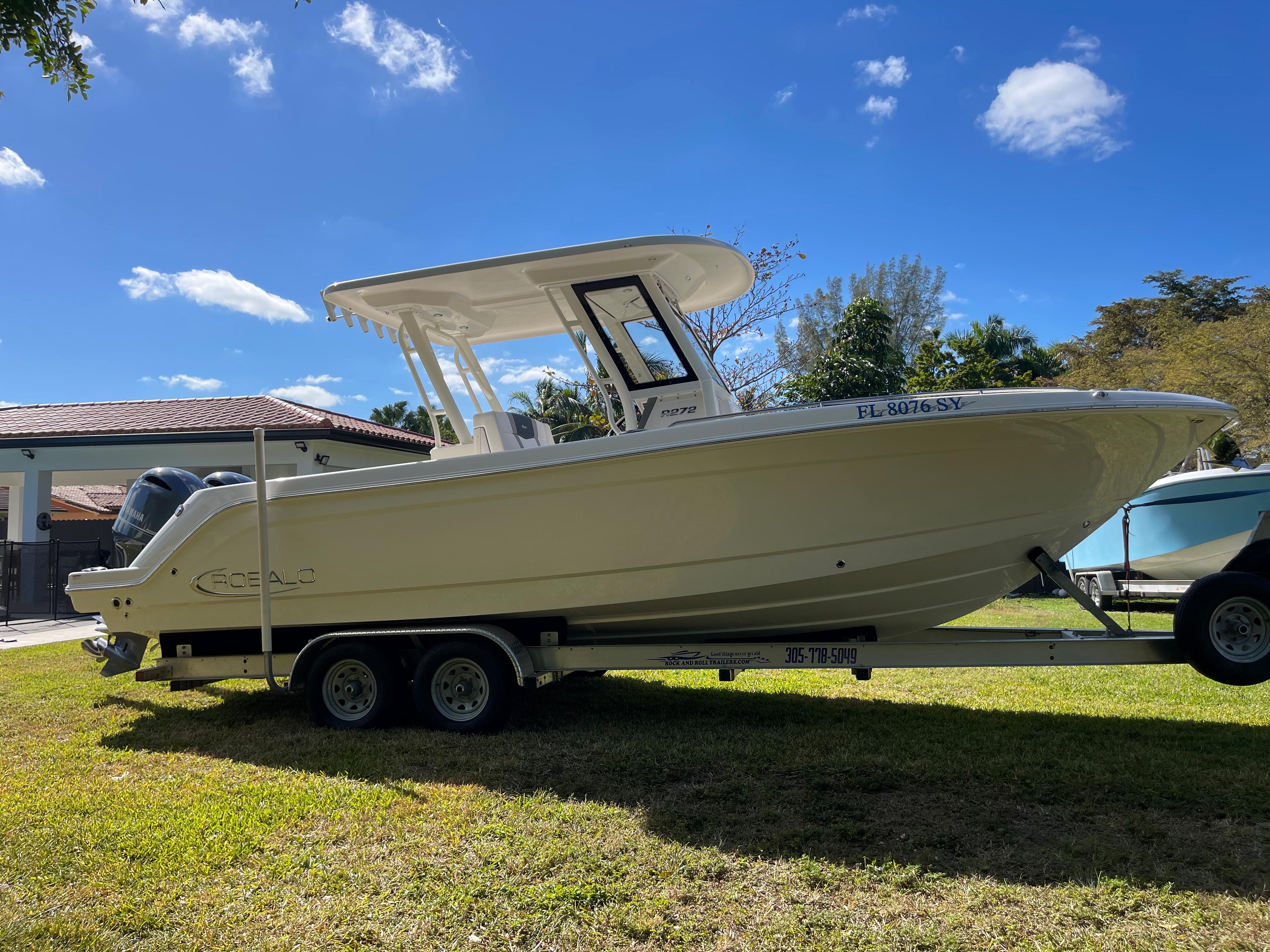 Used 2021 Robalo R272 Center Console, 33135 Miami - Boat Trader