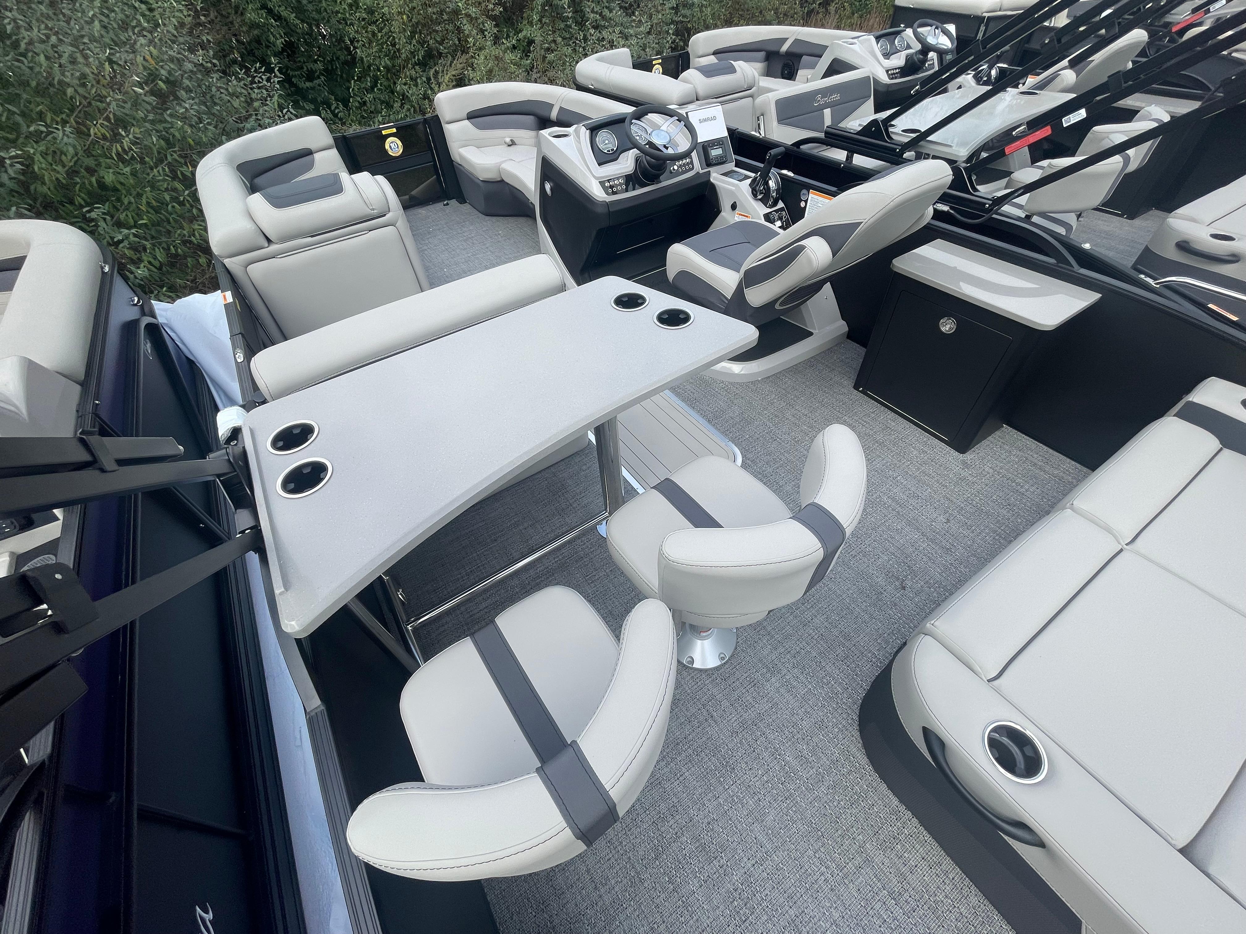 New 2024 Barletta Cabrio 24UE - Boat Trader