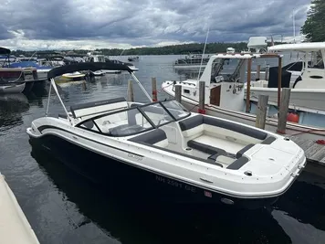 2019 Bayliner DX2050