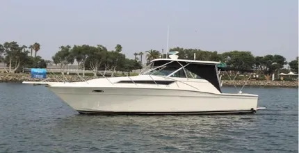 1995 Wellcraft 330 Coastal