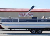 2017 Sun Tracker Fishin' Barge 22 DLX