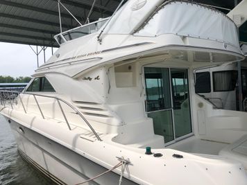 1996 Sea Ray 400 Sedan Bridge