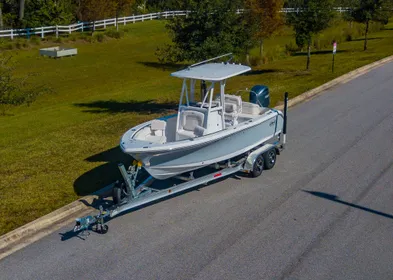 2025 Sea Hunt Ultra 219