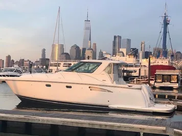 2005 Tiara Yachts 3600 Sovran