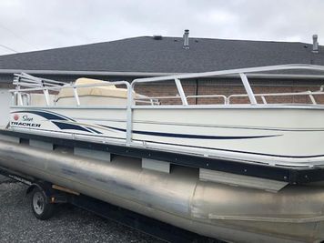 Sun Tracker Party Barge Signature Series Boats For Sale Boat Trader