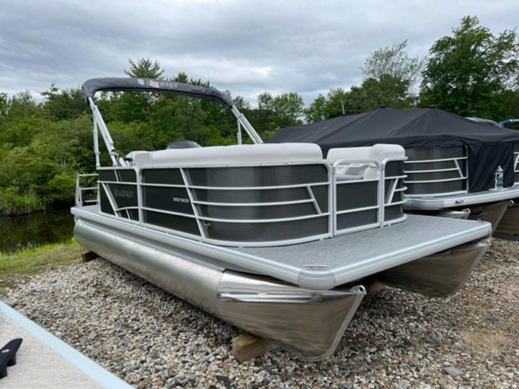 New 2024 Sweetwater SW1880CX, 03841 Hampstead Boat Trader