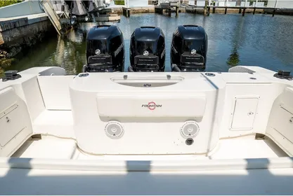 2007 Fountain 38 Center Console