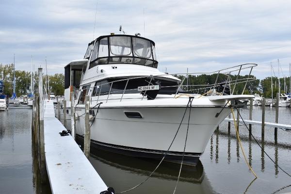 Used 1987 Carver 42 Aft Cabin Motoryacht 48145 La Salle Boat Trader