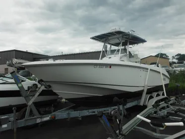 2005 Boston Whaler 270 Outrage