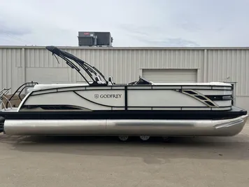 2023 Godfrey SP 2500 SBC