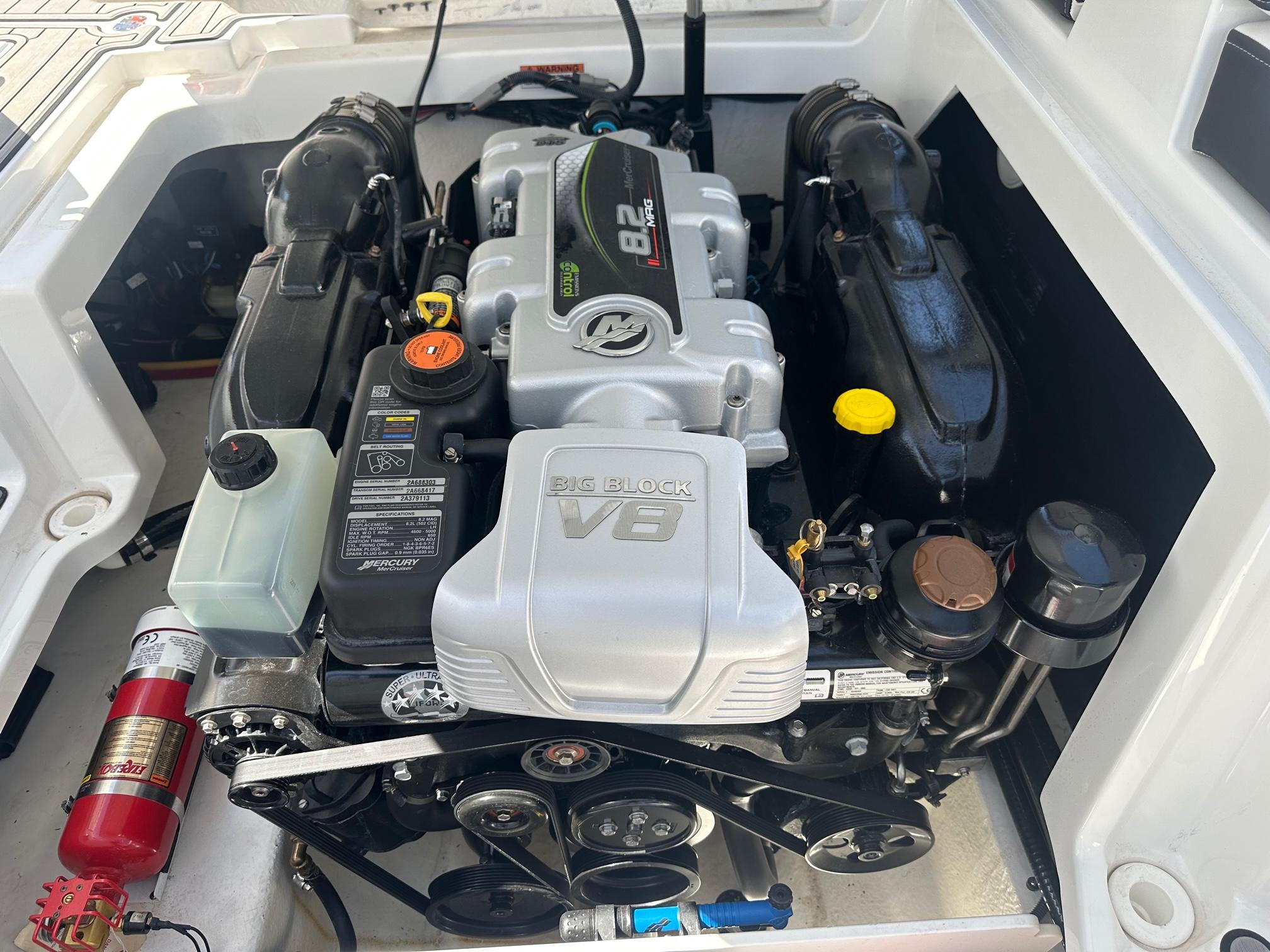 2021 Monterey M6 w/ 8.2L - 380HP!