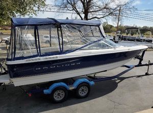 2007 Bayliner Discovery 215